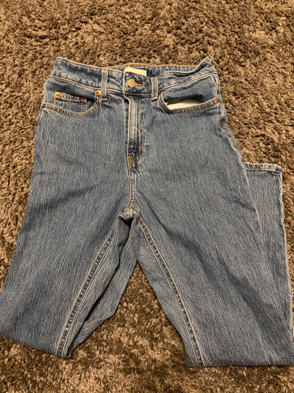 H&M Light Blue Straight-Leg Women’s Jeans